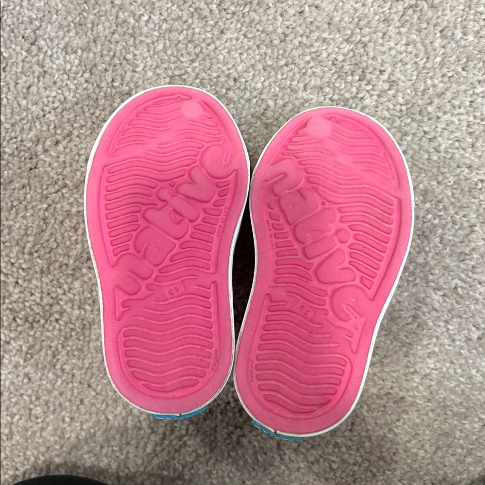 Pink Native Jefferson Child Shoes - Picture 2 of 4